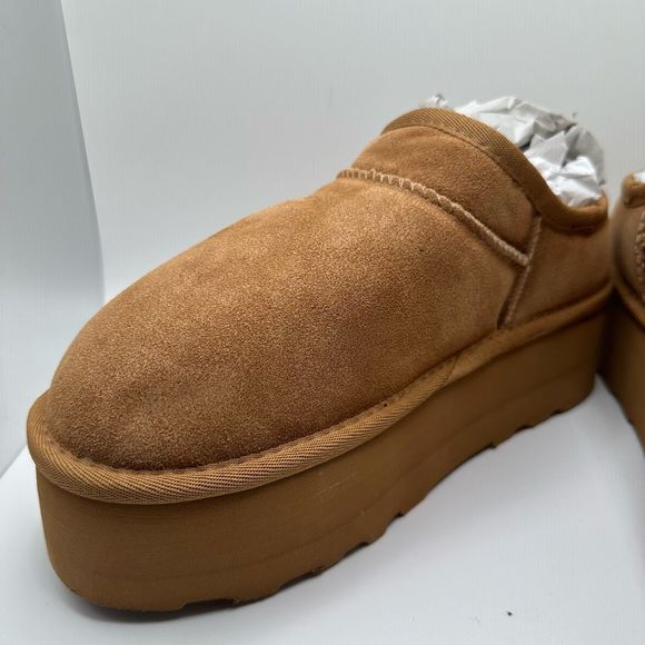 CUSHIONAIRE Women's Genuine Suede Cozy Mule Platform +Memory Foam 7.5 CHESTNUT - Picture 7 of 7